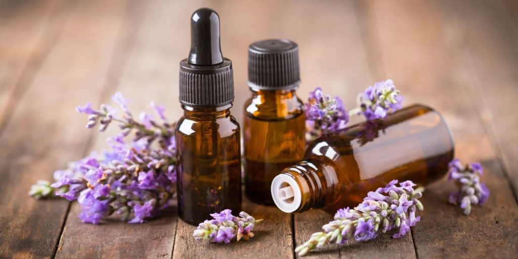 Hot vs Cold Aromatherapy Compresses: How I Use Them for Natural Relief